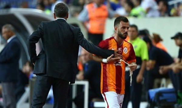 Galatasaray'da Emre Çolak kadro dışı kaldı - 1