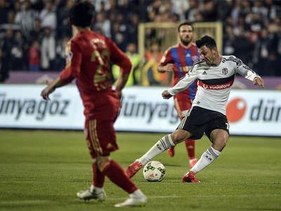 Beşiktaş'ın yıldızı Tolgay Arslan için şoke eden iddia