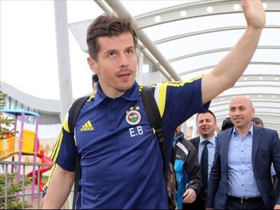 Emre Belözoğlu için flaş karar!
