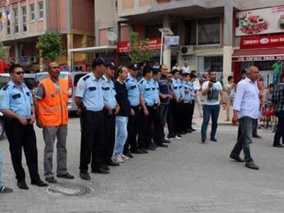 Ak Parti seçim bürosuna saldırı
