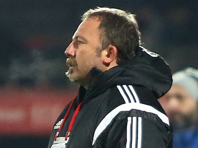 Sergen Yalçın imzayı attı