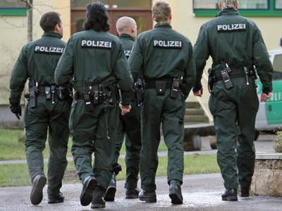 Almanya'da iki Müslüman'a polis şiddeti
