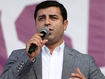 'İlk işimiz yeni bir anayasa yapmak olacak'