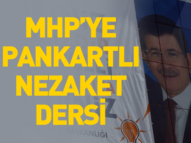 AK Parti'den "Hoşgeldin Bahçeli" pankartı