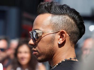Hamilton, Mercedes ile sözleşme yeniledi
