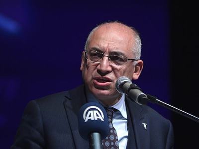 "Türkiye bölgedeki gerginliklere rağmen büyüyor"
