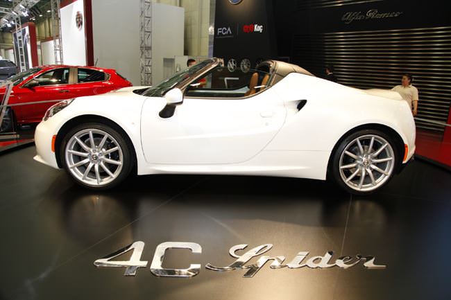 Alfa Romeo 4C Spider Türkiye’de! - 1