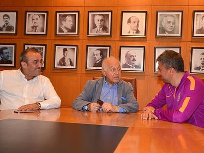 Yarsuvat derbi öncesi Hamzoğlu'na başarılar diledi