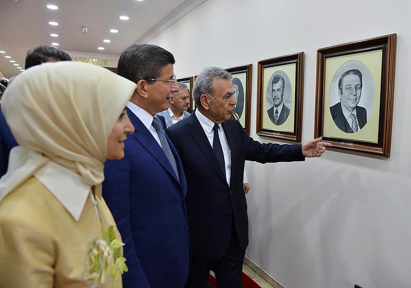 Aziz Kocaoğlu bu kez Davutoğlu'nu karşıladı