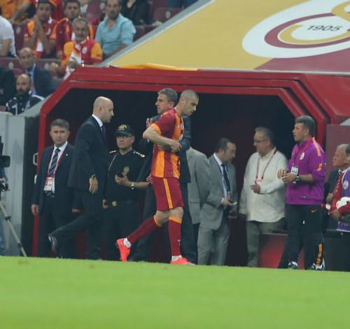Burak Yılmaz'dan Hamza Hamzaoğlu'na şok tepki - 1