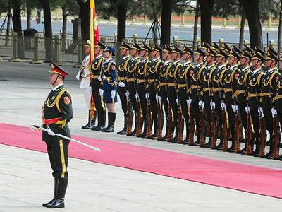Çin askeri stratejisini değiştirdi