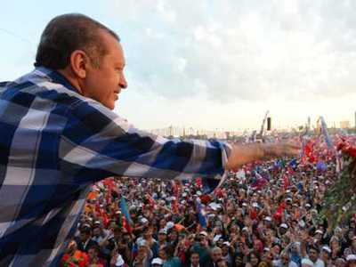 Erdoğan 'Canım İstanbul' şiirini okudu