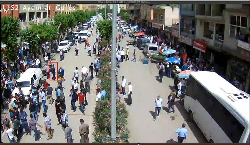 Siirt'te AK Parti'lilere yapılan saldırı kameralara yansıdı - 1