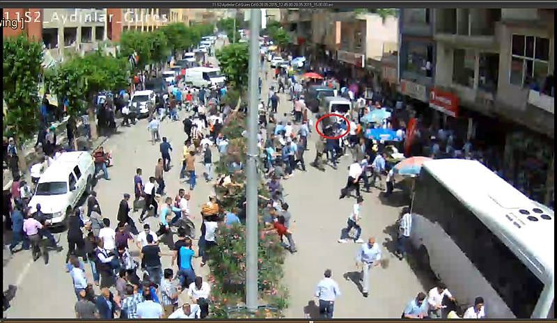 Siirt'te AK Parti'lilere yapılan saldırı kameralara yansıdı - 2