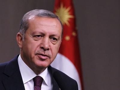 Cumhurbaşkanı Erdoğan Aziz Yıldırım'ı tebrik etti