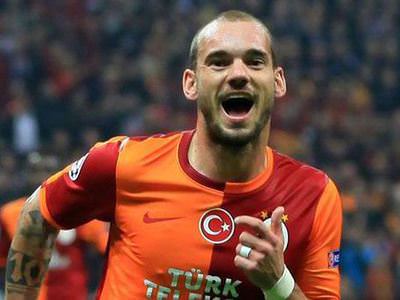 Sneijder'dan Fenerbahçe'ye şarkılı gönderme