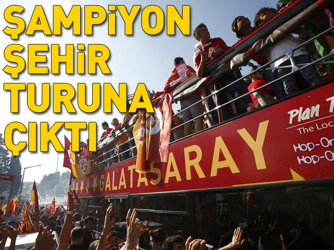 Galatasaray şampiyonluğunu kutluyor