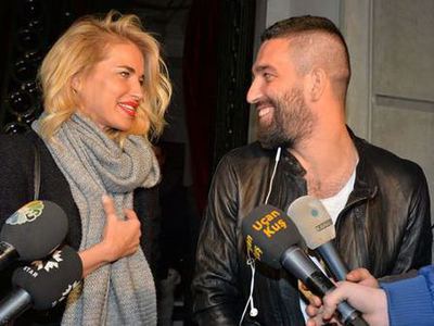 Arda, Burcu Esmersoy'u sildi!