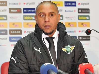 Roberto Carlos yeni takımını açıkladı