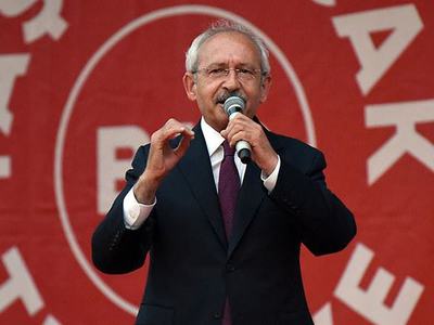 "Hiçbir şey Can Dündar'ı ve arkadaşlarını yıldıramaz"