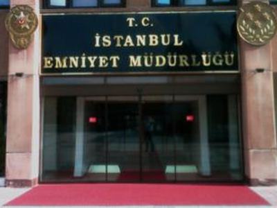 İstanbul emniyetinde şüpheli şahıs alarmı!