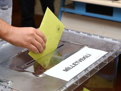 Türkiye sandık başına gidiyor