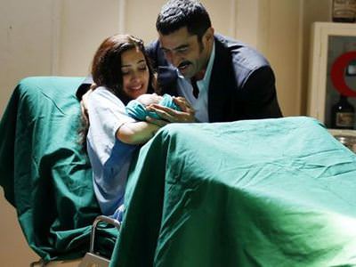 Karadayı'da finale 1 kala Mahir baba oluyor