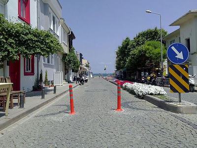 Bozcaada 14 Eylül'e kadar araç trafiğine kapatıldı