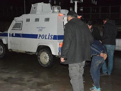 Diyarbakır'da YDG-H üyesi 22 kişi tutuklandı