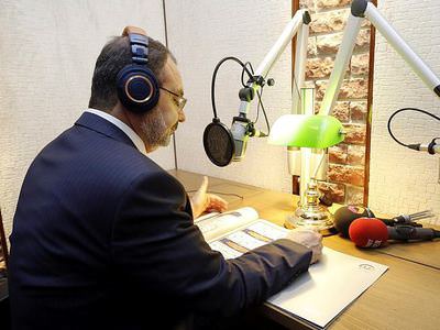 Diyanet'ten 24 saat Kur'an yayını yapan radyo