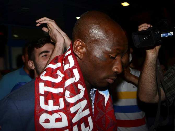 M'bia Trabzon'a geldi!