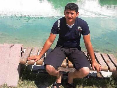Eşi yerine oğlunu vurunca intihar etti