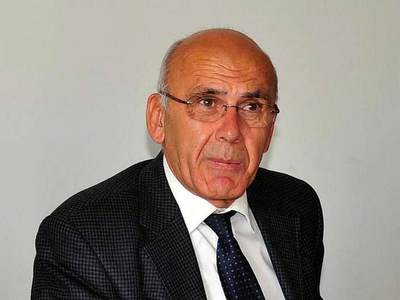 CHP'li Datça Belediye Başkanı Şener Tokcan istifa etti