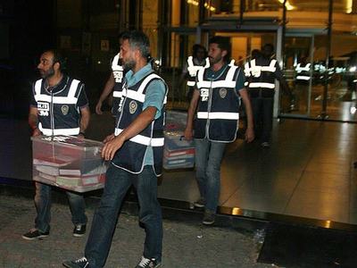 Paralel'in belgeleri hastanede çıktı
