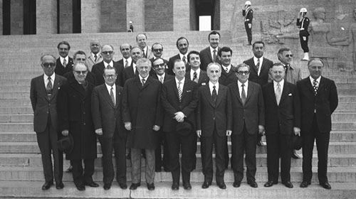 Koalisyonların gölgesindeki Türkiye - 3