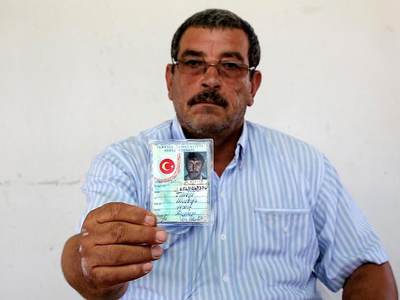 19 yıl önce vatandaşlıktan çıkarılmış ama haberi yok!