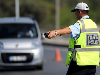 Her 10 kilometreye bir polis ekibi