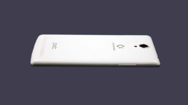 Commodore efsanesi akıllı telefon olarak geri dönüyor - 3