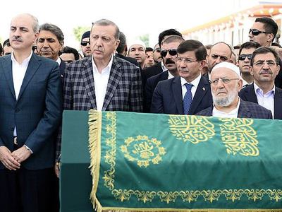 Şair ve yazar Ali Nar son yolculuğuna uğurlandı
