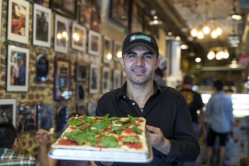 ABD'de evsiz Türk'ün pizza impartorluğuna uzanan inanılmaz yolculuğu - 1