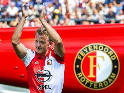 Kuyt, Feyenoord'un sezon açılışına helikopterle geldi