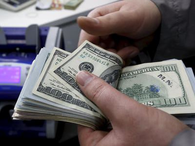 Dolar bir ayın zirvesini gördü