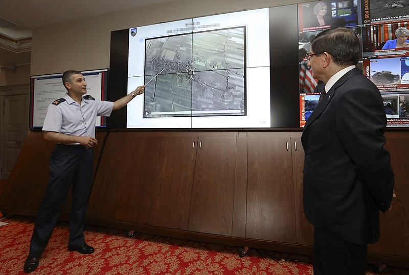 Başbakan Davutoğlu operasyonla ilgili bilgi aldı