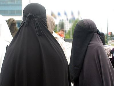 Nijer'de de peçe yasaklandı