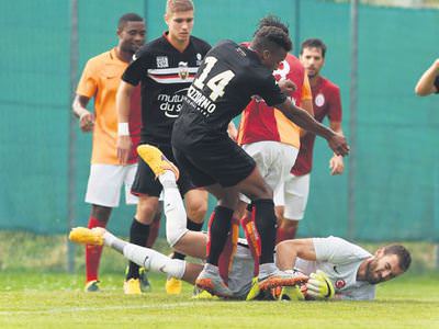 Galatasaray, Nice önünde darmadağın oldu