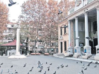 Her taşında bir sultan izi var