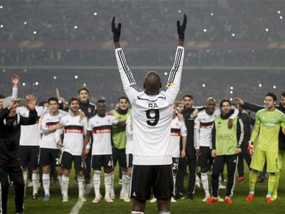 Demba Ba Beşiktaş'ın borçlarını sildi