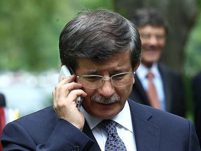 Davutoğlu'ndan şehit ailelerine taziye telefonu