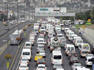 Trafiğe kayıtlı araç sayısı yüzde 20,9 arttı