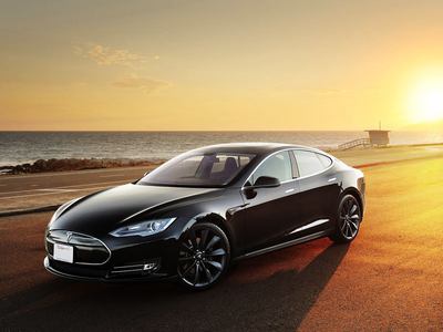 Tesla ürettiği her bir otodan zarar ediyor